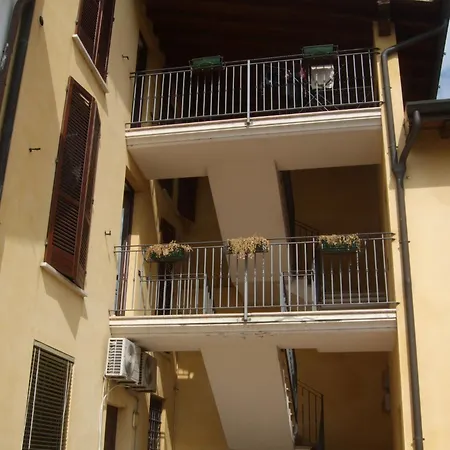 Foresteria Casa Dante Vandrerhjem *